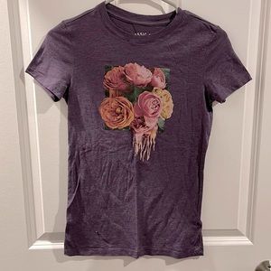 Aeropostale woman’s small tee